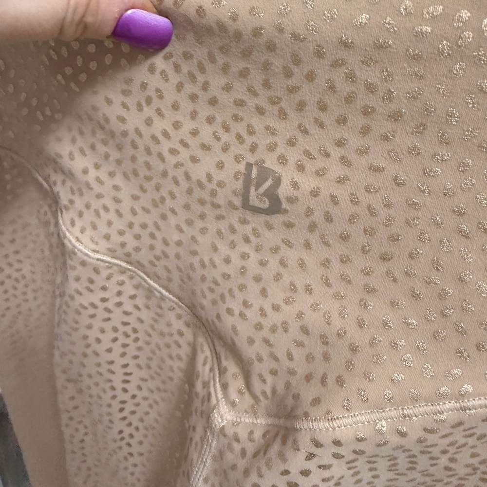 BuffBunny ⭐️Gold High-Waisted Leggings - Picture 4 of 6